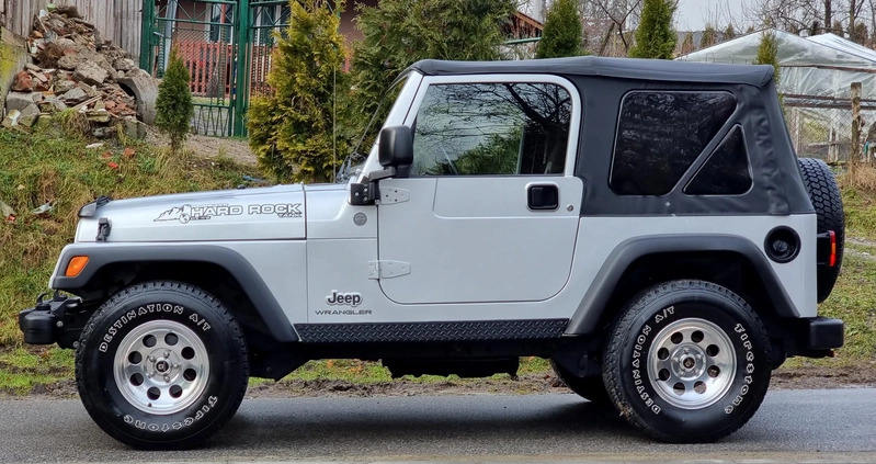 Jeep Wrangler cena 72600 przebieg: 223000, rok produkcji 2004 z Dynów małe 742